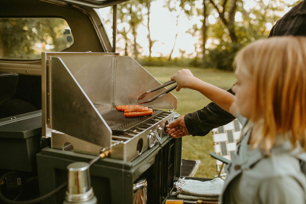 10 Classic Camping Meals You Remember from Your Childhood